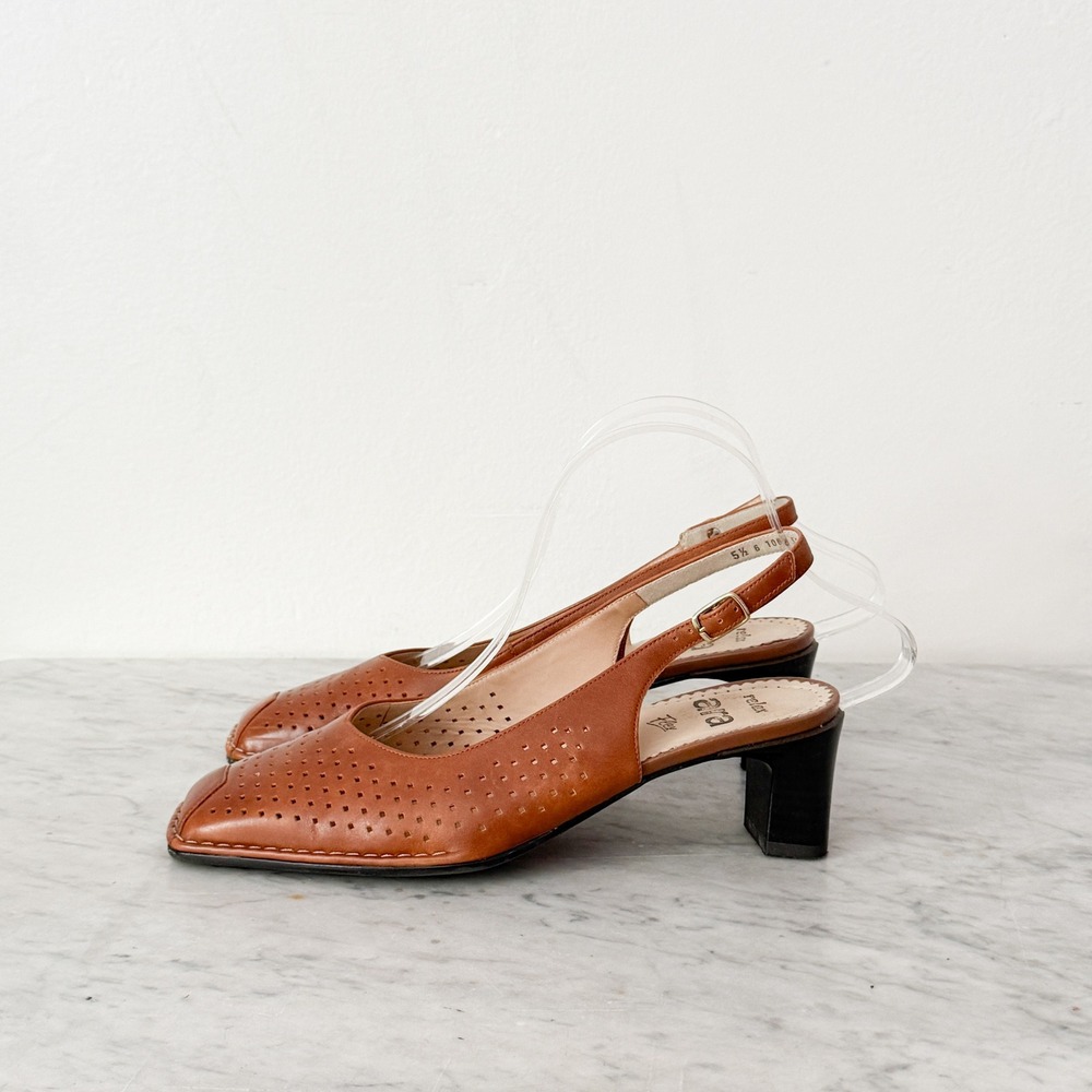 Ara Slingback Heels Perforated Square Toe 8 Cognac Brown Leather Block Heel